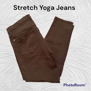 Yoga jeans size 30 stretchy lighter weight yummy colour